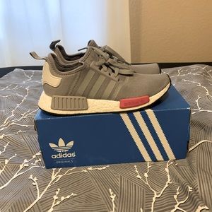 Adidas NMD light grey sneaker
